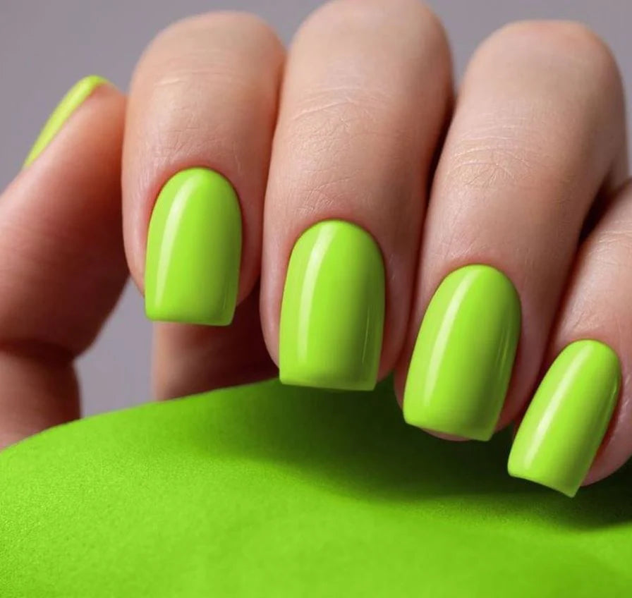 Akzentz Luxio Turbulent gel color and finish