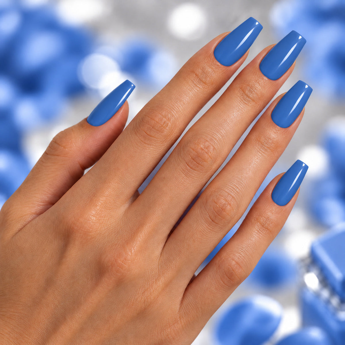 BEMI Creami Lucid O16 nails in a color photo.