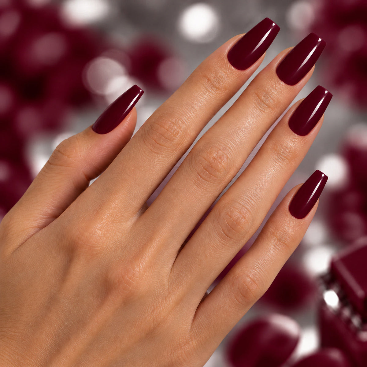 BEMI Creami Vamp R05 nails in a color photo.