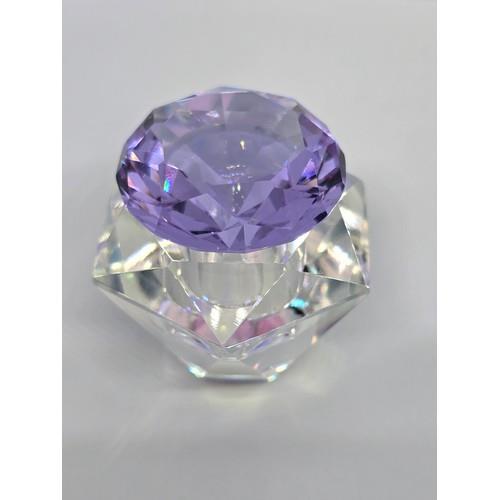 Nove Dappen Dish Purple Diamond salon mixing dish