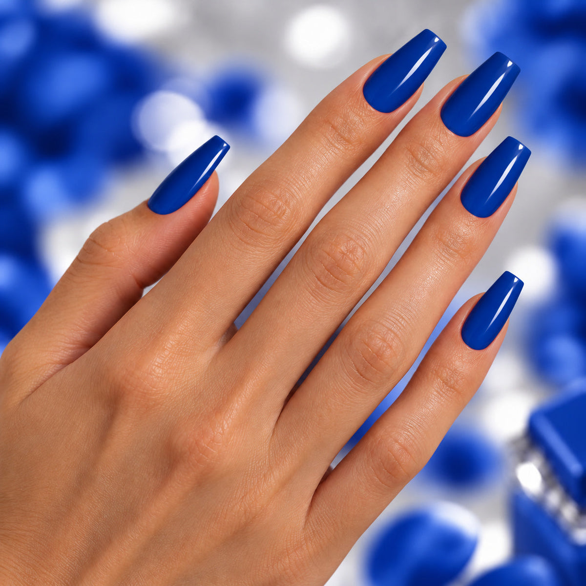 BEMI Creami Amplify O11 nails in a color photo.