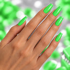 BEMI Creami Rave O08 nails in a color photo.